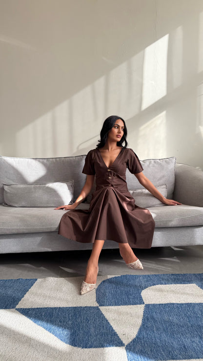Brown dress